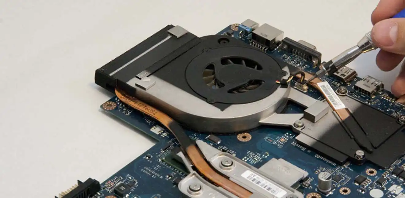 Чистка ноутбука Packard Bell от пыли в Токсово | Замена термопасты